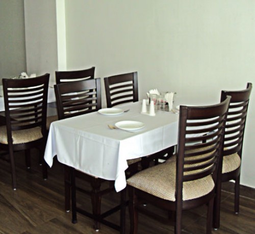 Dining Area Dining Area