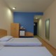Well-furnished Room Well-furnished Room